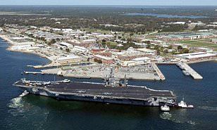 Dua Orang Tewas Dalam Penembakan di Pangkalan Angkatan Laut AS di Florida